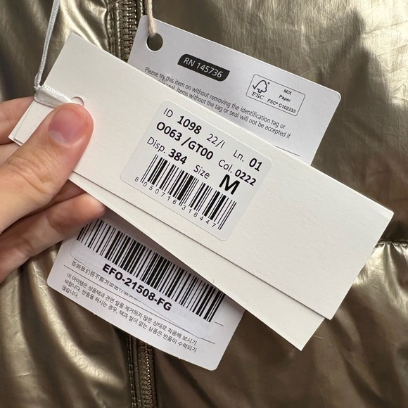 NWT YES-ZEE Gold Oversized Puffer Coat Italian Designer Size Medium - Picture 3 of 5